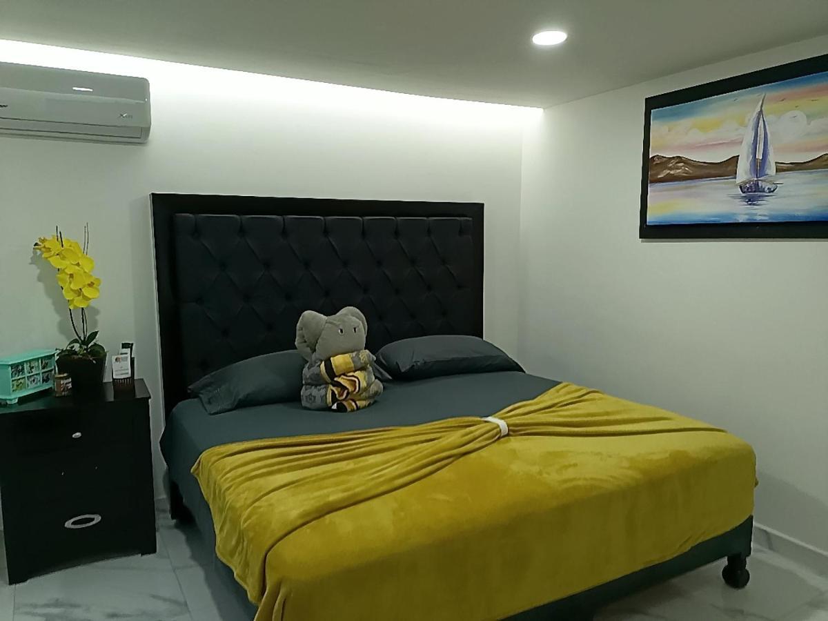 Sunset Suites Mazatlán Exterior foto
